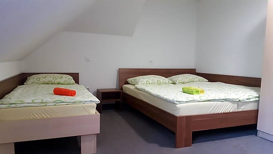 Hotel & Hostel Marenberg Radlje