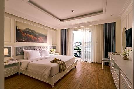 Premier Room