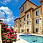 Comfort Inn & Suites Alvarado