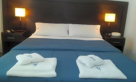 Single Room with Private Bathroom