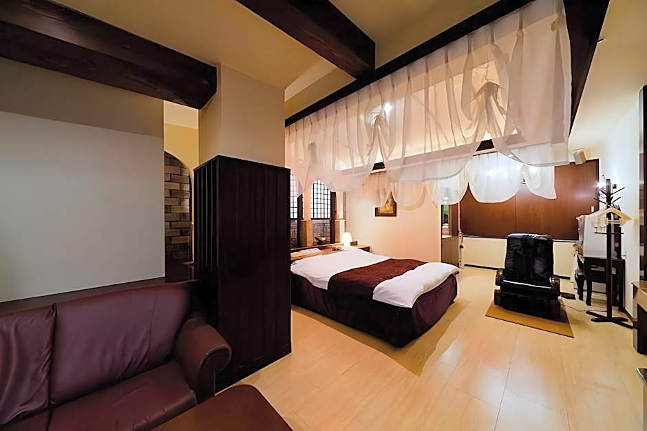 Hotel Fine Garden Toyonaka Osaka International Airport Free Parking - Adult Only