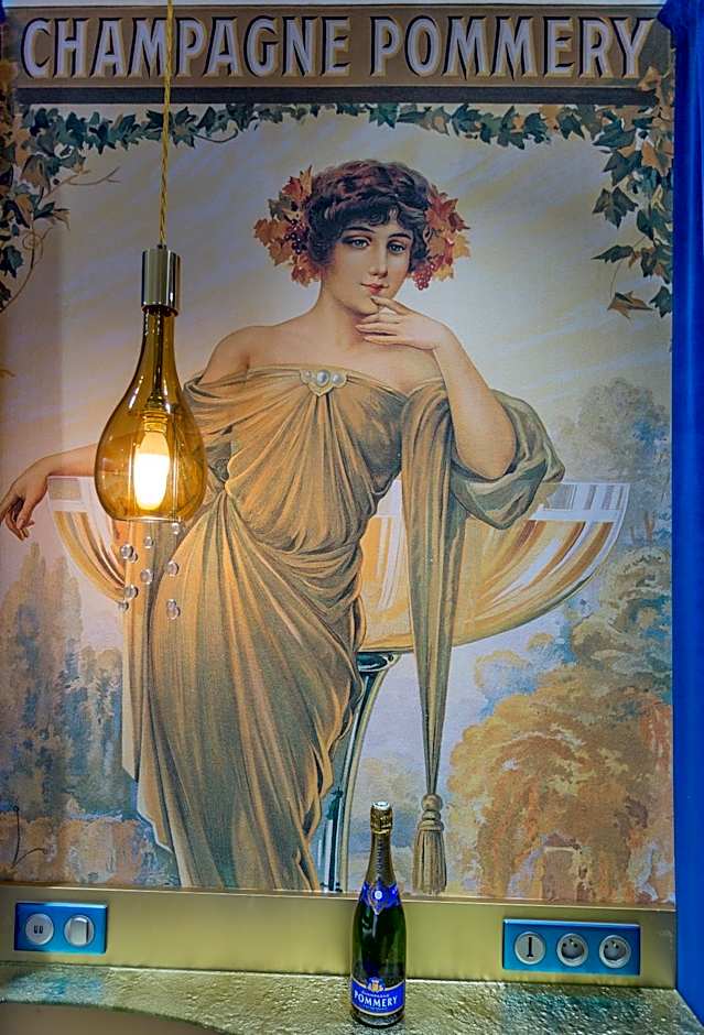 Hotel Les Bulles De Paris