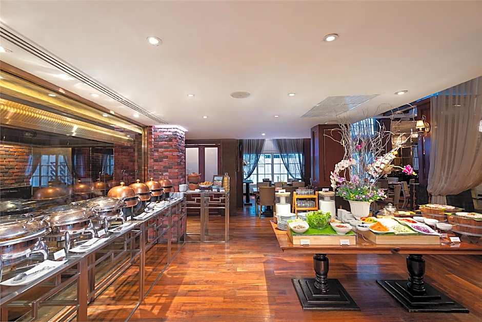 Radisson Suites Bangkok Sukhumvit