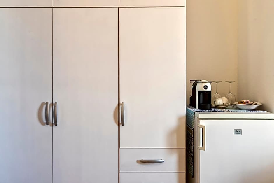 Sardinia Guest House - Adults Only