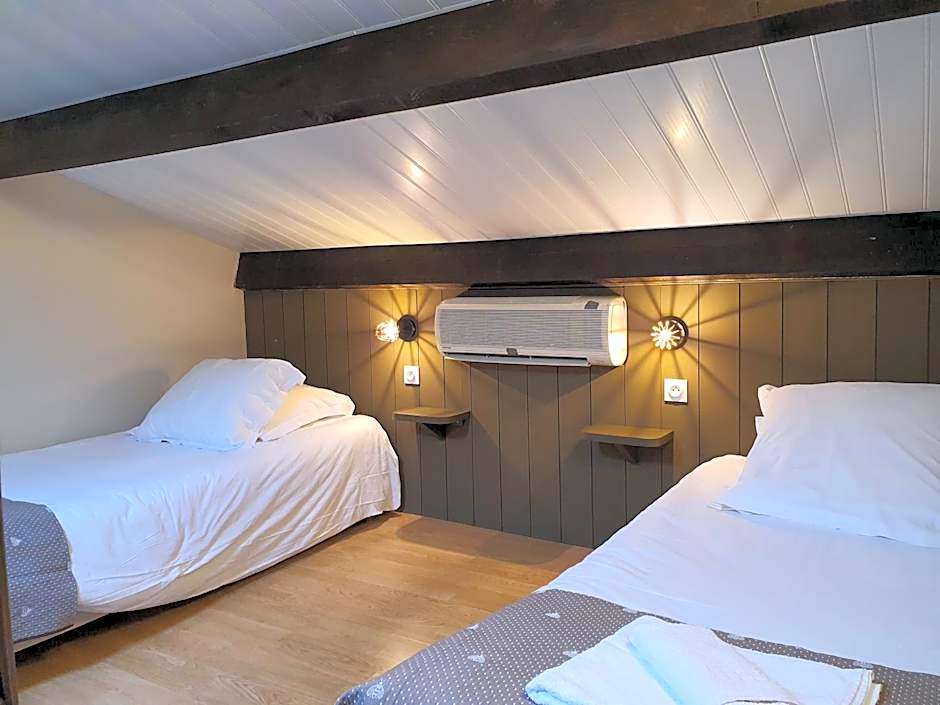 Logis Hôtel Restaurant L'Escarbille