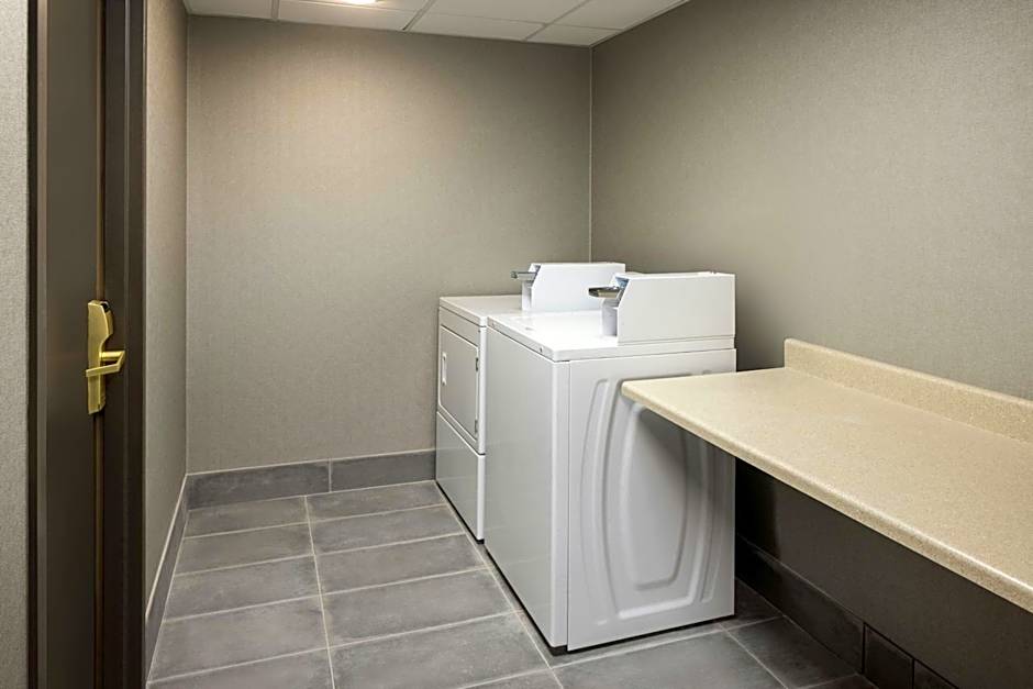 Four Points By Sheraton - Saginaw