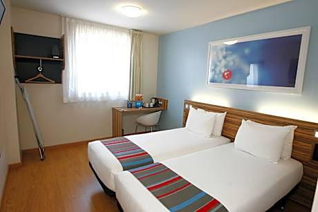 Travelodge Valencia Aeropuerto