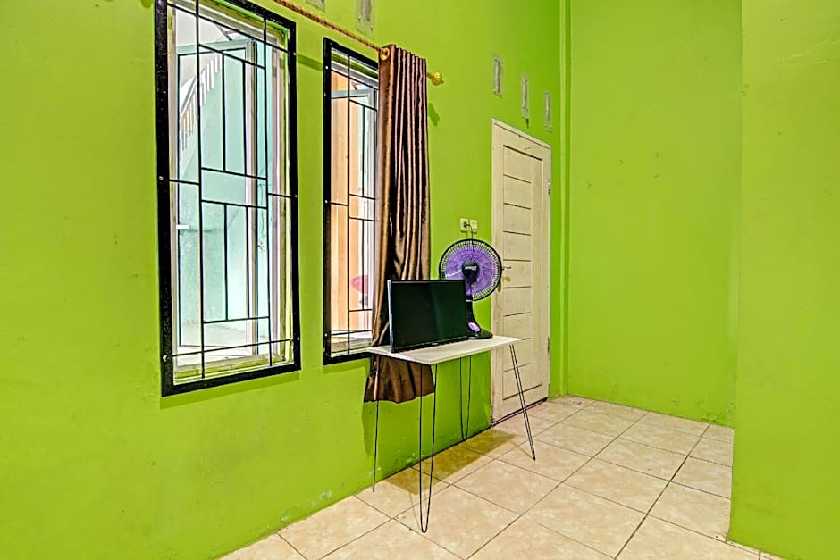 Hotel O Penginapan Syafira Near Perumahan Mustamindo Permai 1