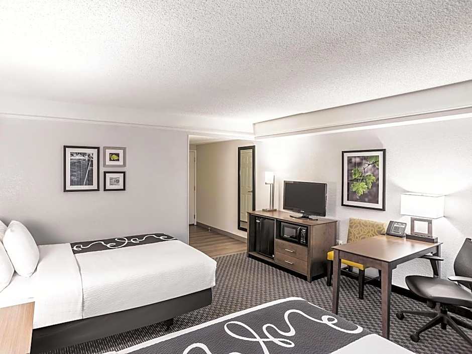 La Quinta Inn & Suites by Wyndham Flagstaff