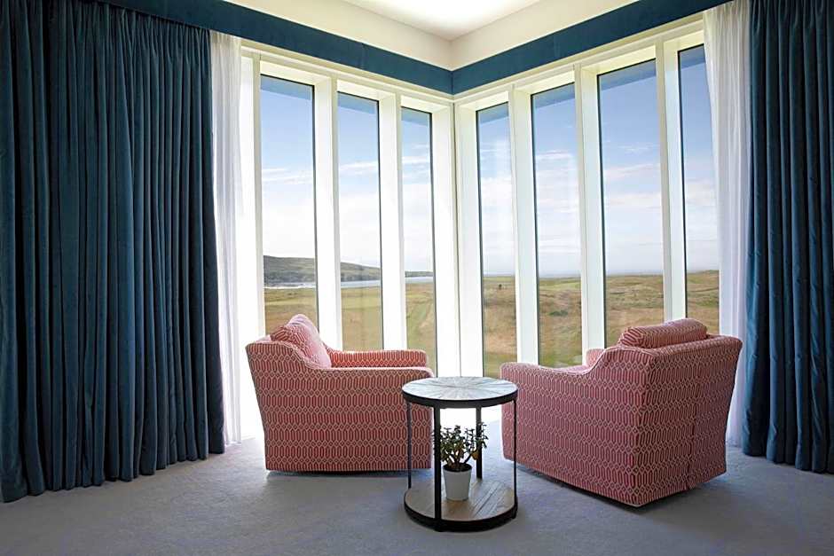 Another Place, The Machrie