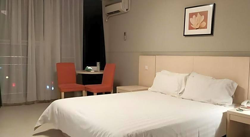 Jinjiang Inn Jiaxing Train Station