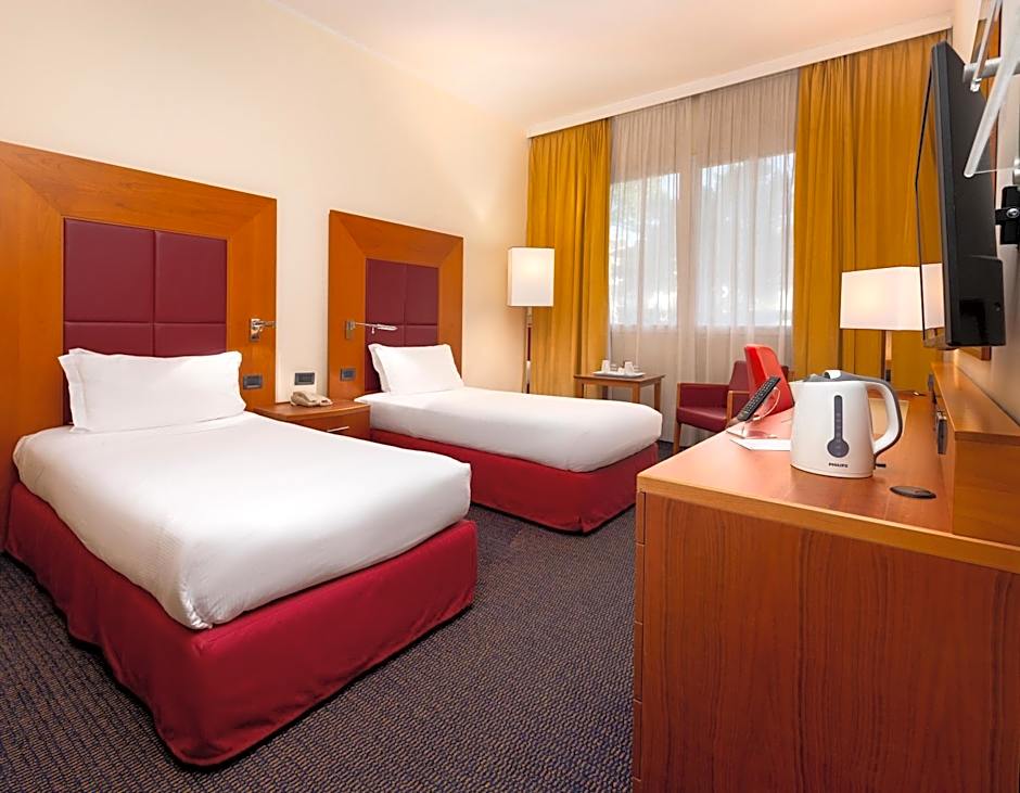 Crowne Plaza Venice East By IHG
