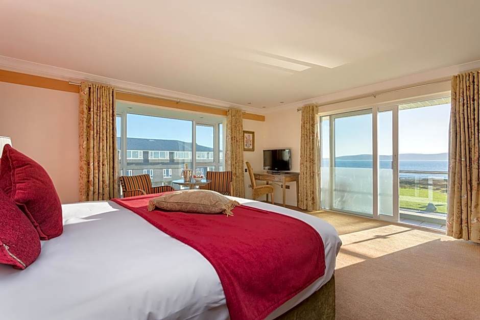 Connemara Coast Hotel