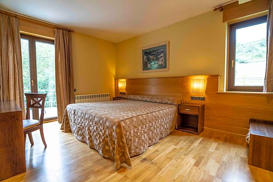 Hotel & Restaurante Peña