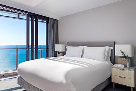 Two-Bedroom Ocean King Skyline Residence