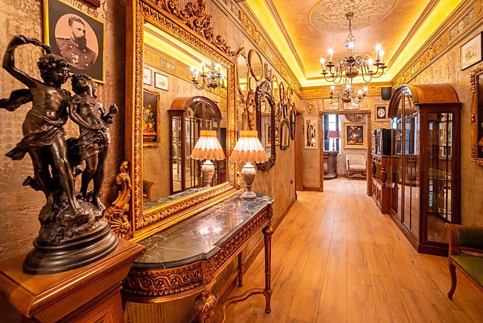 Bey House Royal Hotel