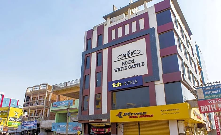 Hotel White Castle