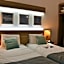Kyriad Hotel - Restaurant Carentan