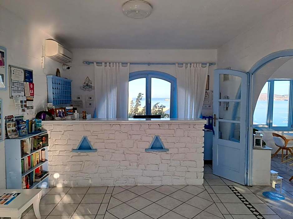 Stratos Apartments & Studios