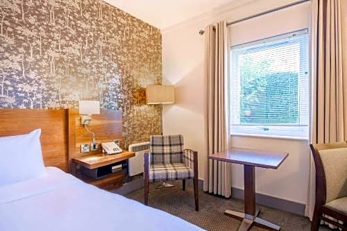 Clarion Cedar Court Wakefield Hotel