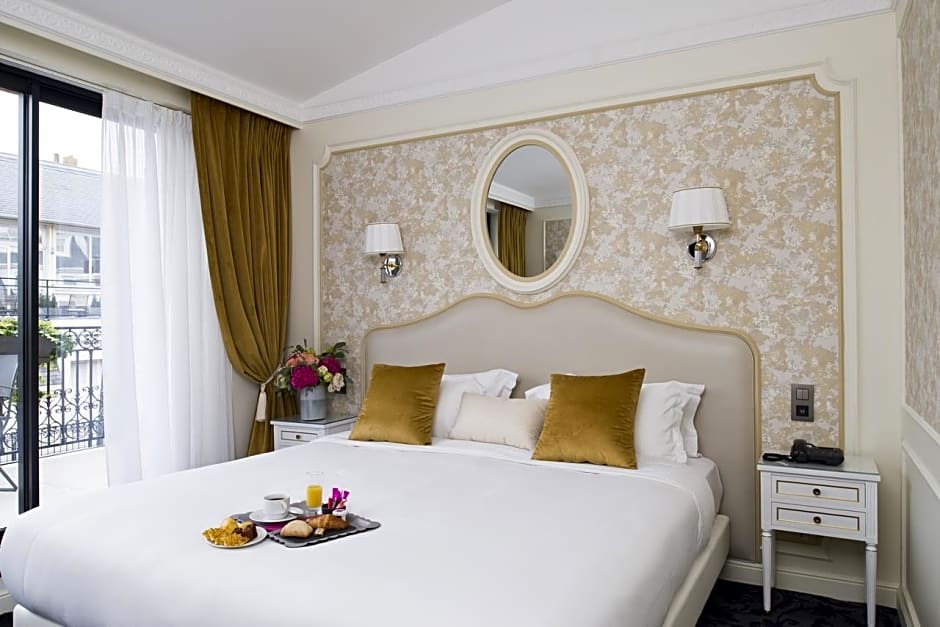 Hotel Saint Petersbourg Opera