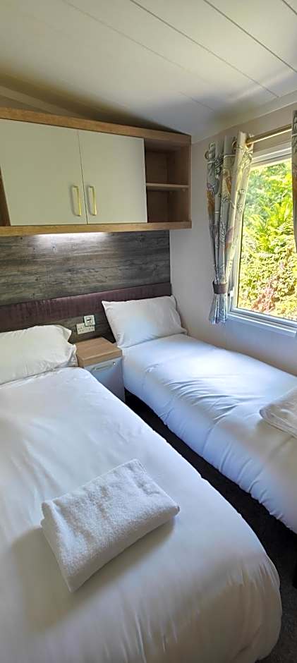 Aberdunant Hall Holiday Park