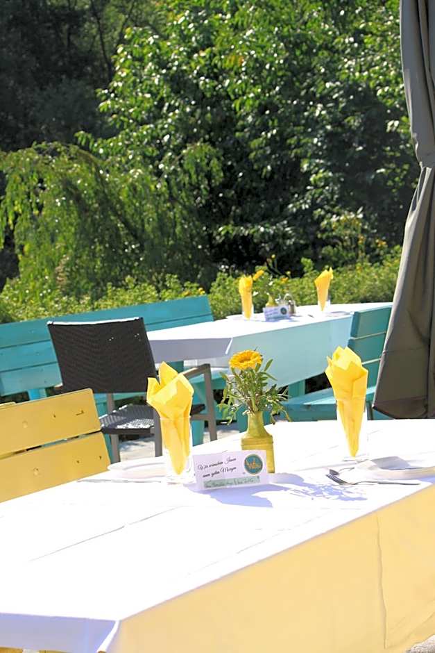 Pension Waldhof am Stubenbergsee