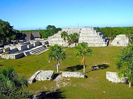 Hotel Yaxactun