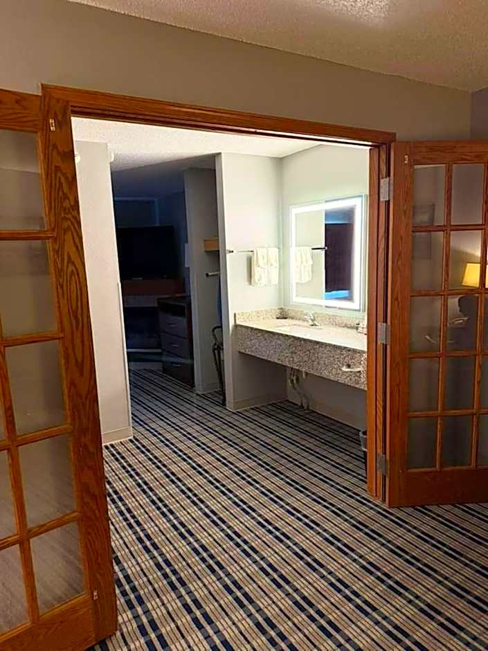 AmericInn by Wyndham Kearney