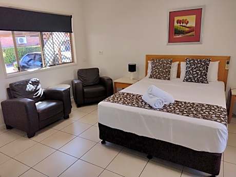 Executive Queen Room
