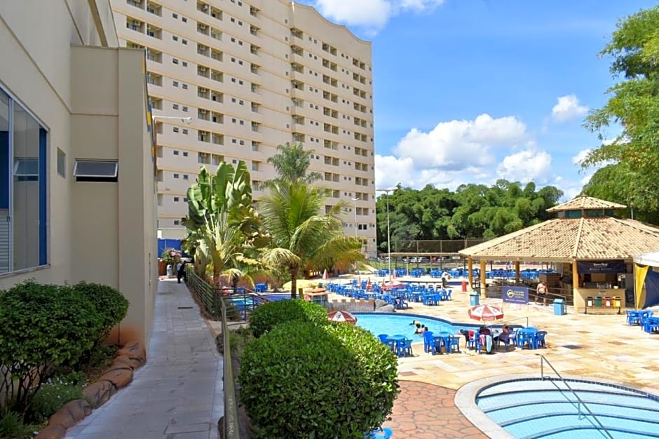 Hotel golden dolphin grand hotel 111