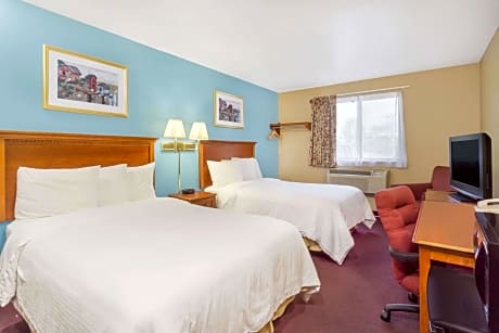 Two Double Bed Room - Non-Smoking