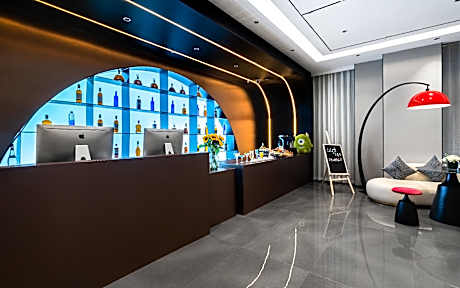 Dabu Ritz Garden Hotel (Guandu District Haile World Branch)