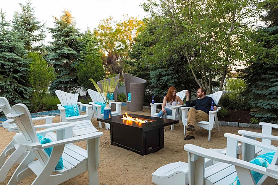 Blue - Inn on the Beach