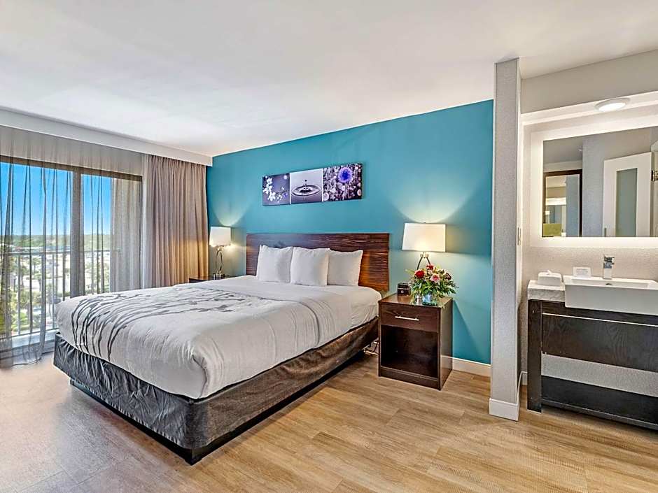 Sleep Inn On The Beach