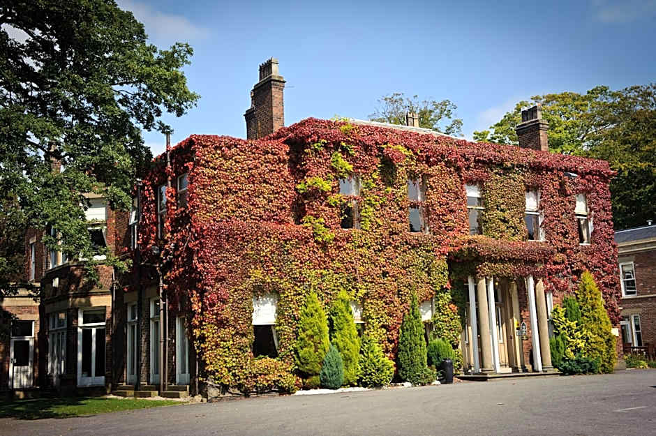 Farington Lodge Hotel