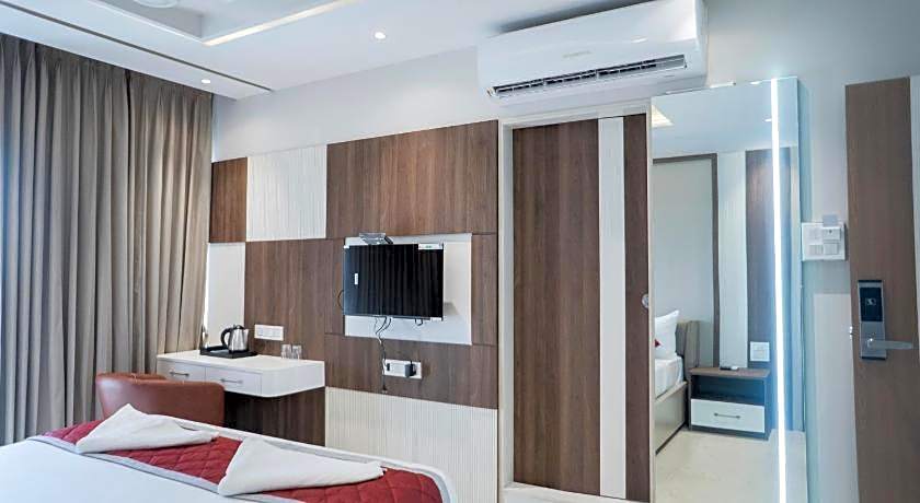 HOTEL RAMKRISHNA PALACE