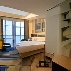S19 Hotel-Al Jaddaf Metro Station