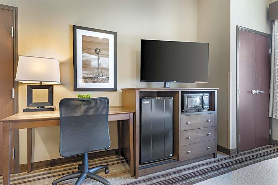 Best Western Plus Overland Inn