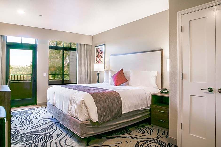 Hotel Siri Downtown - Paso Robles