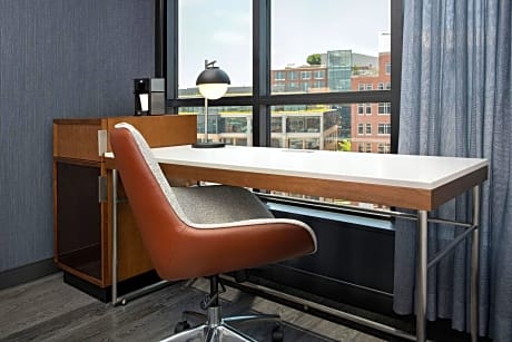 King Room - Hearing Accessible
