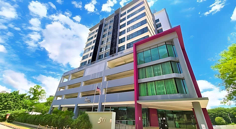 Nexus Business Suite Hotel