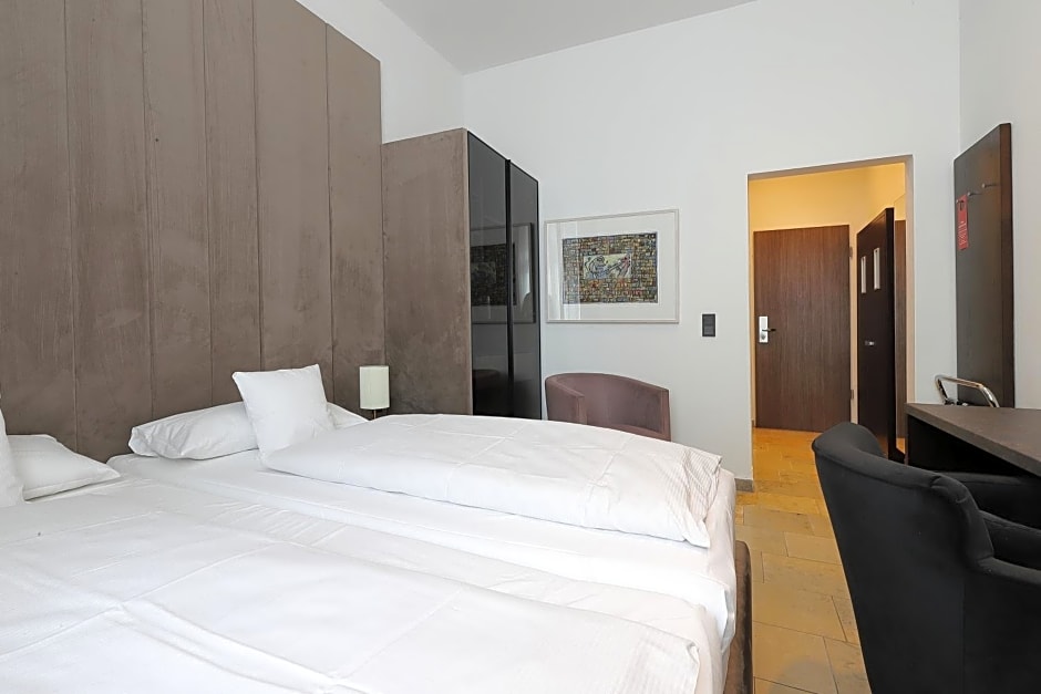 DEVIN Art Hotel
