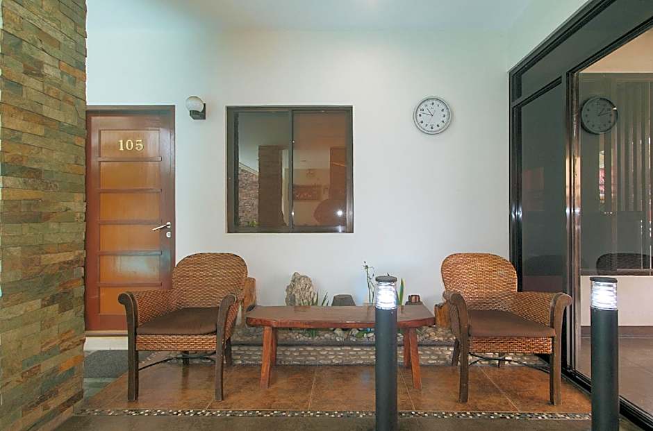 Elyseah Condotel by RedDoorz