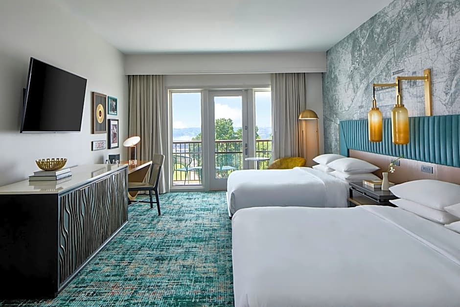Renaissance Shoals Resort & Spa