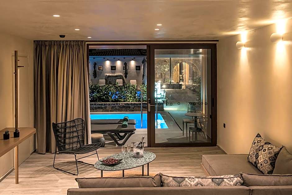 Petousis Hotel & Suites