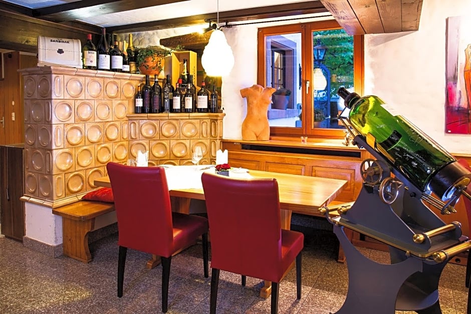 Ochsen Hotel & Restaurant Binzen / Basel