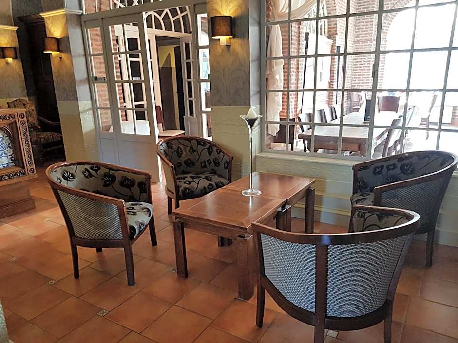 LOGIS - Château de la Motte - Hôtel & Restaurant