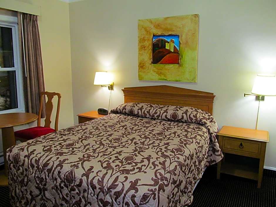 Knights Inn London Airport