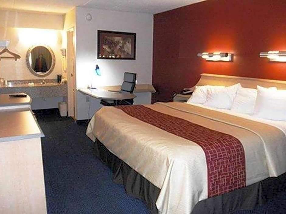 Rodeway Inn – Fort Wayne, IN
